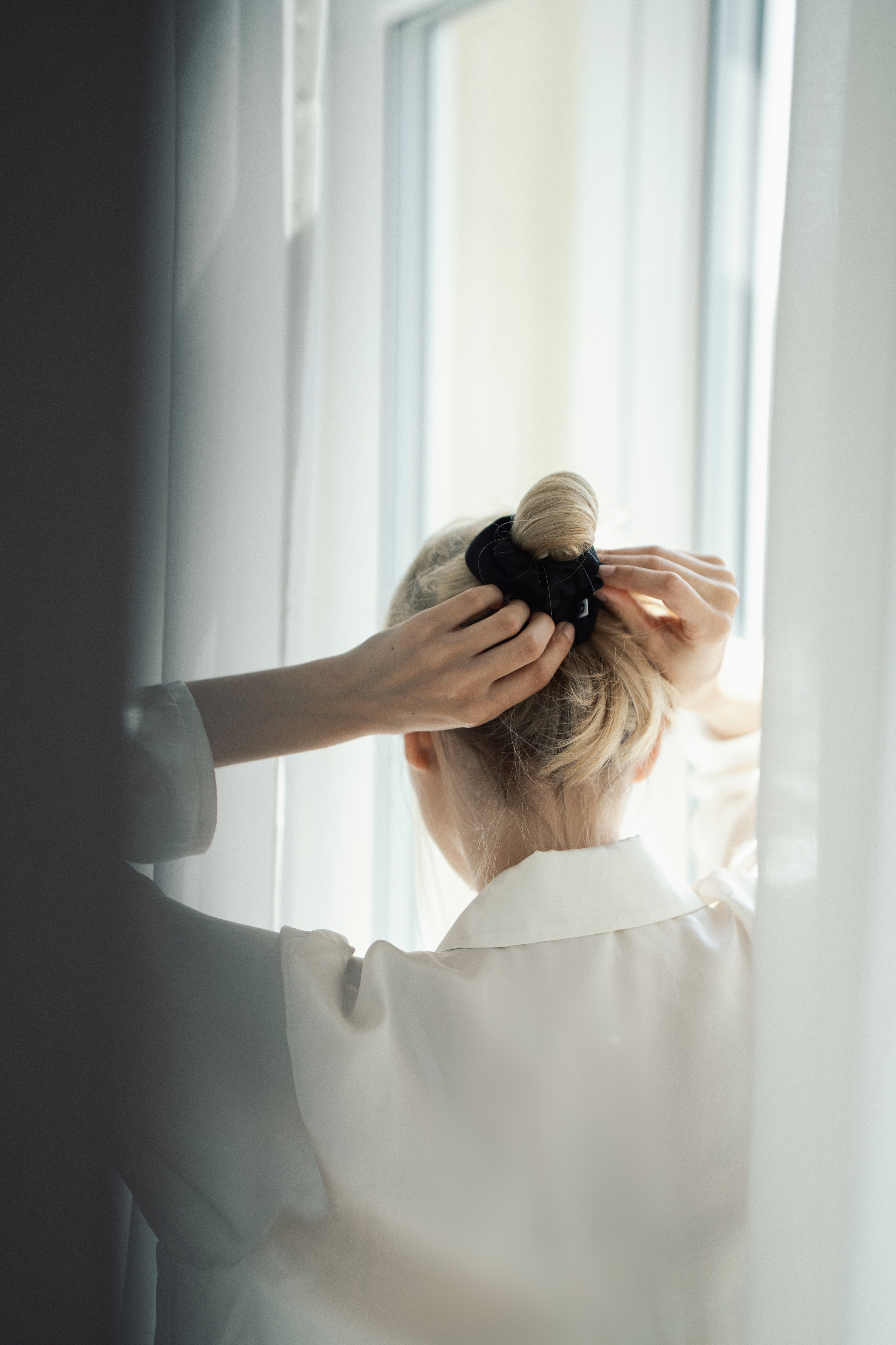 SILK SCRUNCHIE